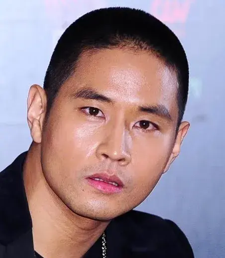 بیوگرافی Yoo Seung Jun