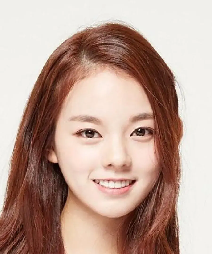 بیوگرافی Yoo Hye In