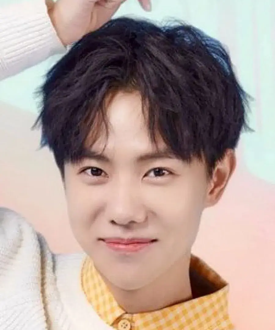 بیوگرافی Lu Yun Feng