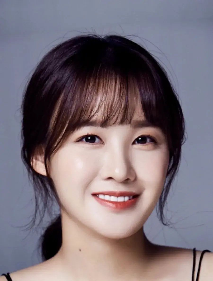 بیوگرافی Ju Ah Yeon