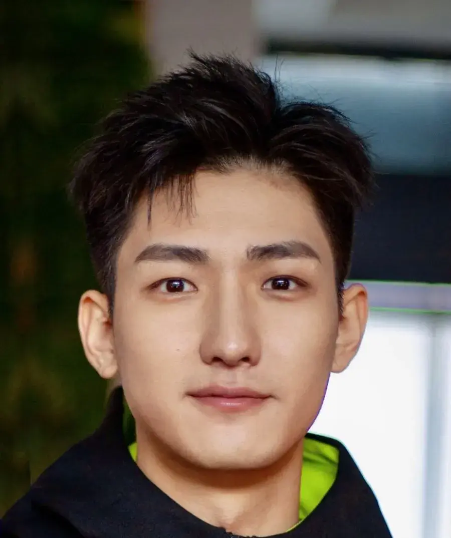 بیوگرافی Zhang Hao Lun