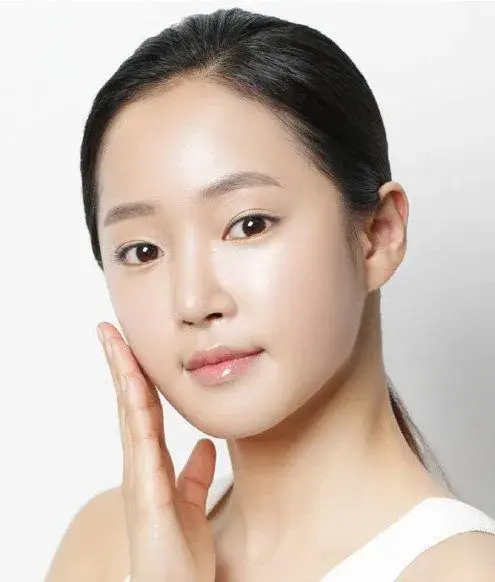 بیوگرافی Lee Ji Eun