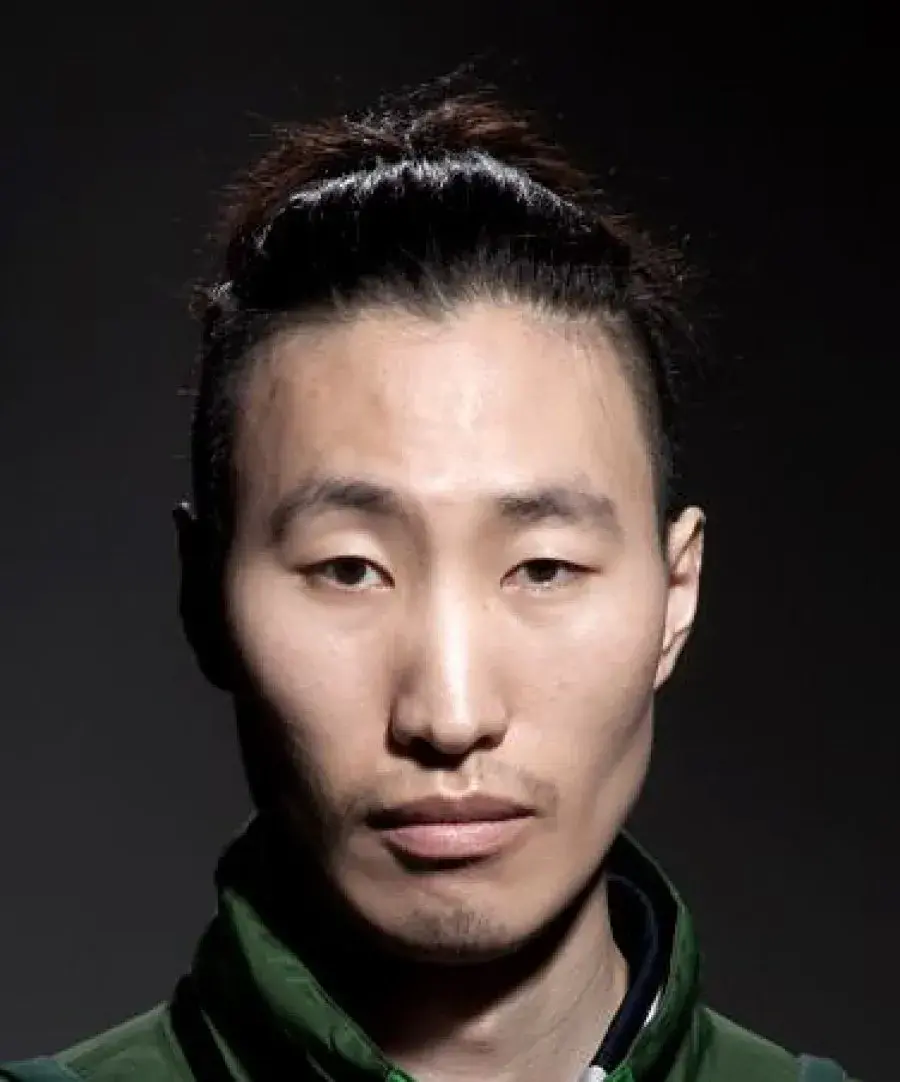 بیوگرافی Joo Kwang Hyun