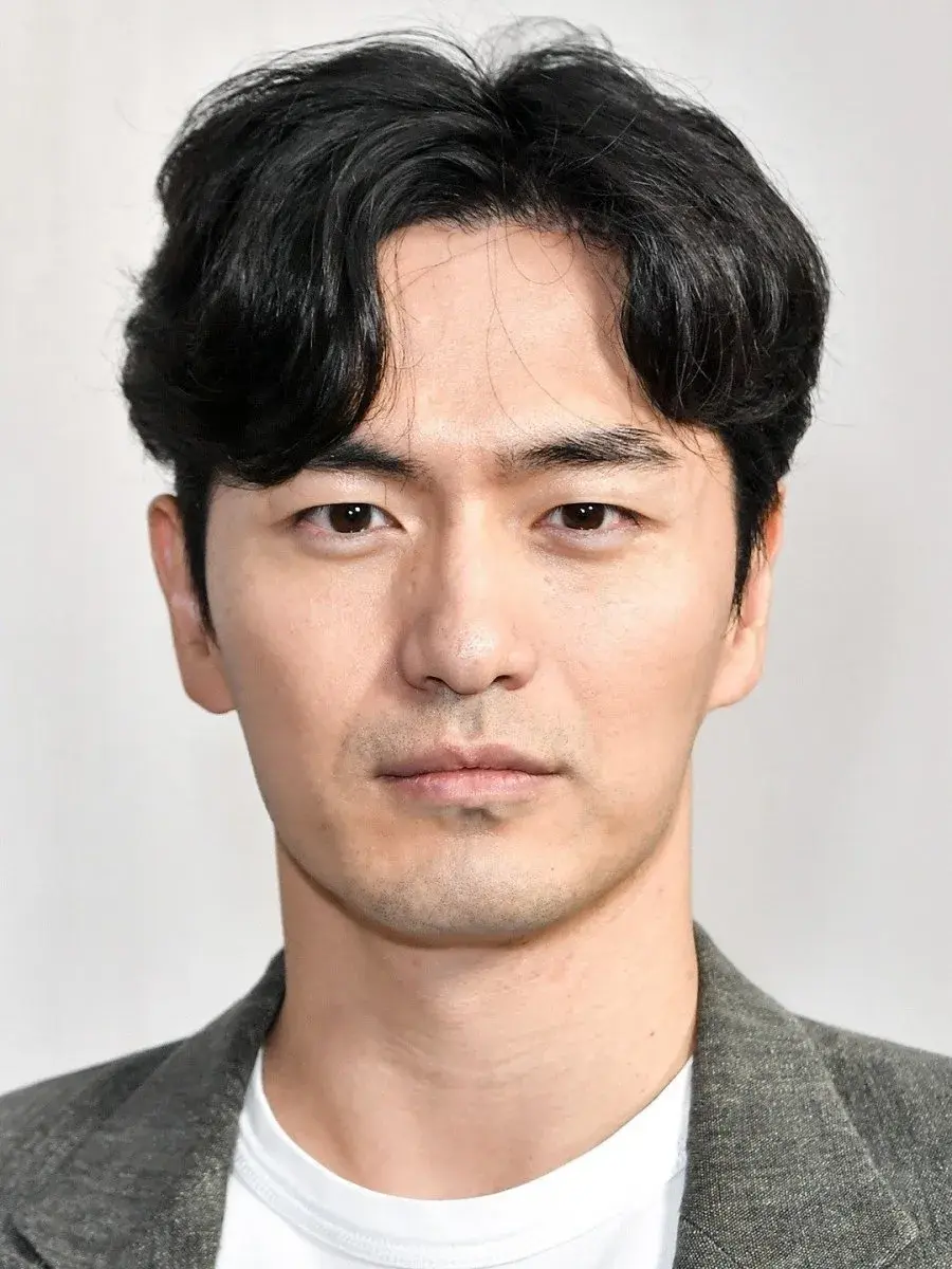 بیوگرافی Lee Jin Wook