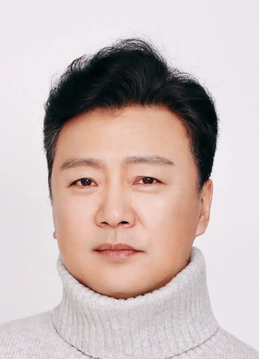 بیوگرافی Li Zhi Qiang