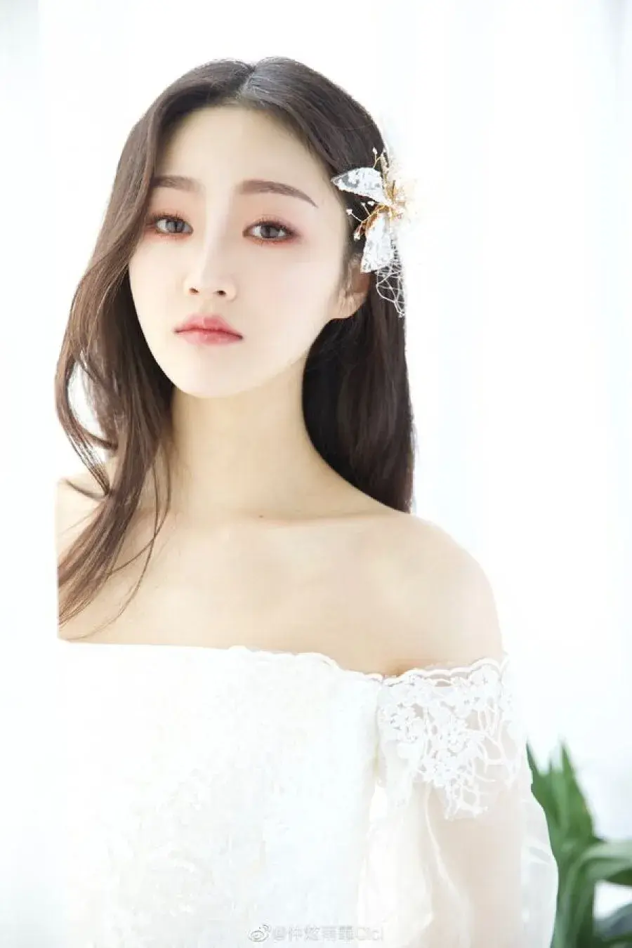 بیوگرافی Zhong Xuan Yu Fei
