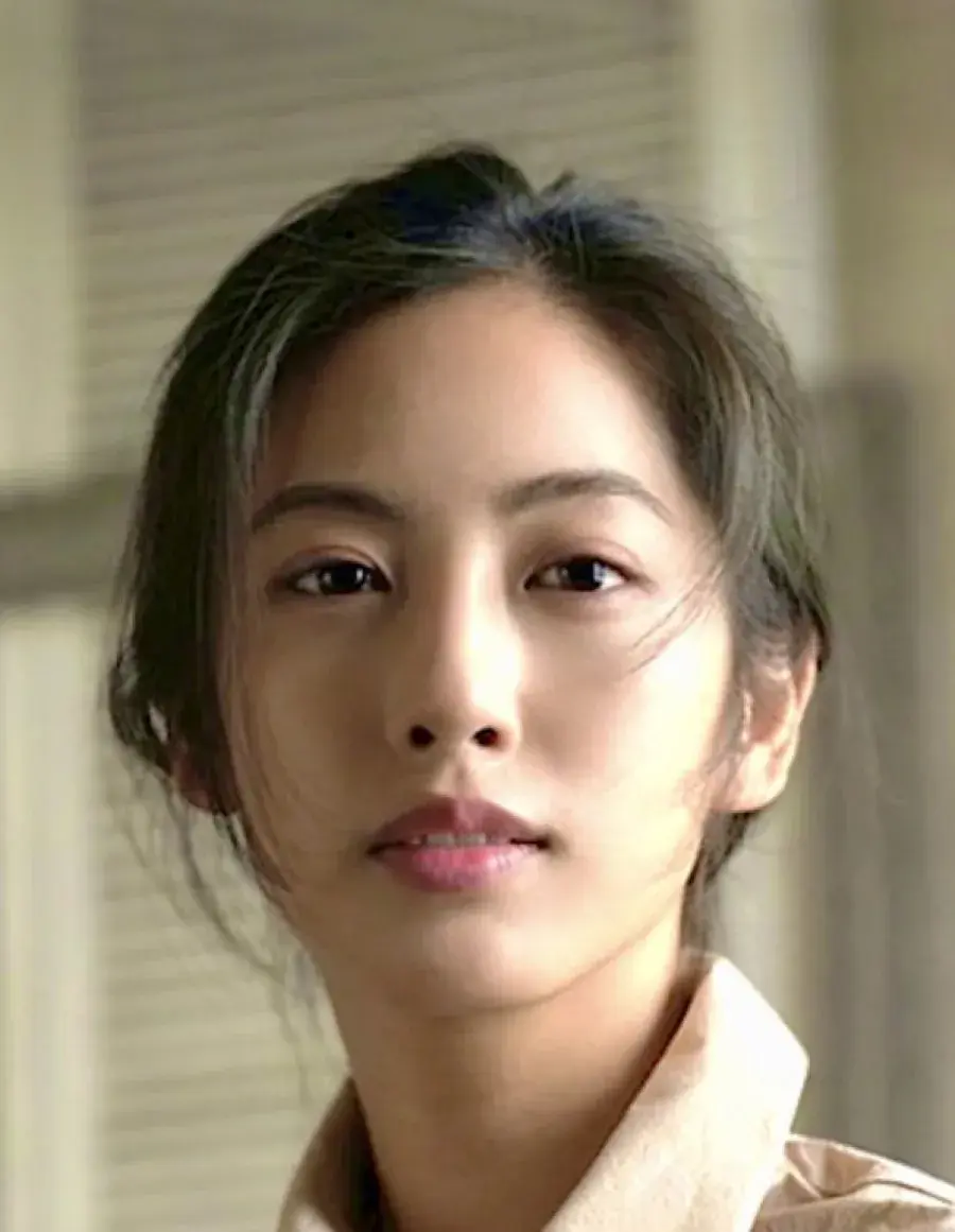 بیوگرافی Ban So Young