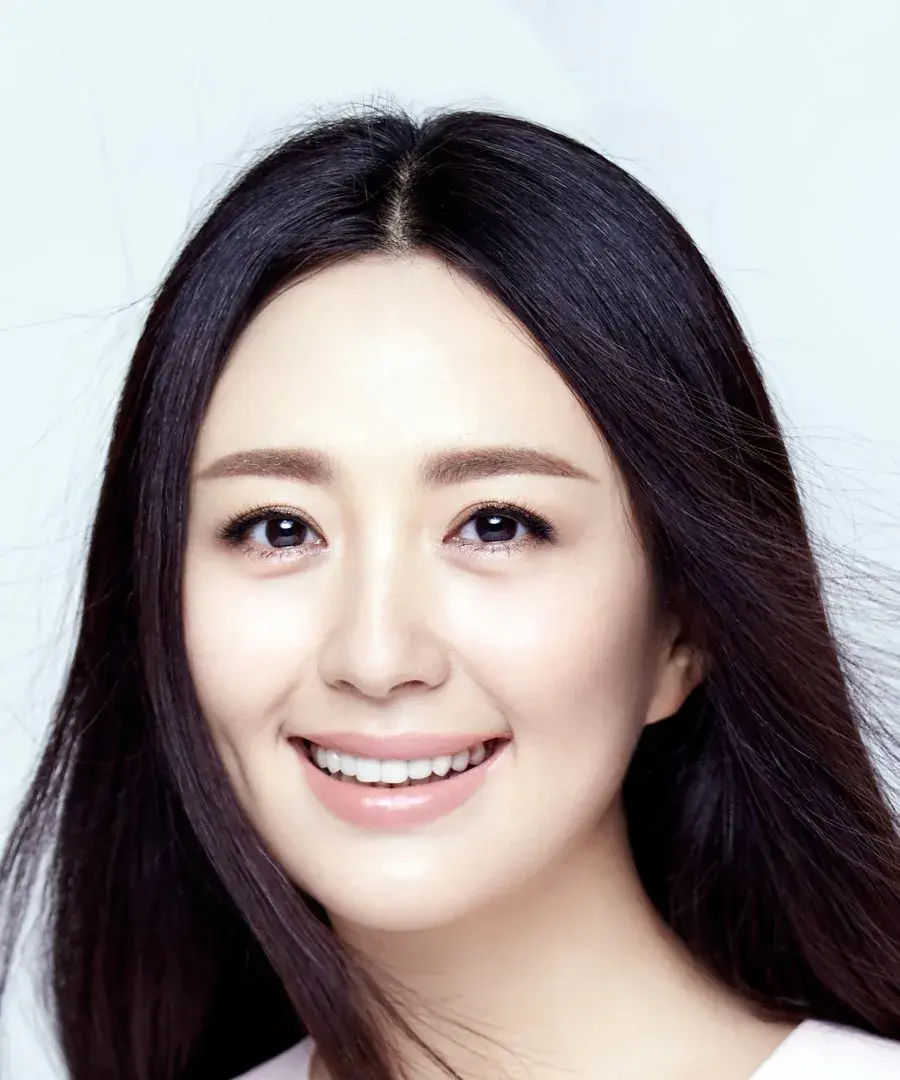 بیوگرافی Yang Tong Shu