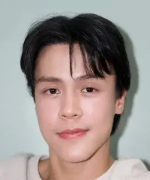 بیوگرافی Thavornsiri Bhumibhat