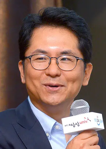بیوگرافی Moon Yoo Seok