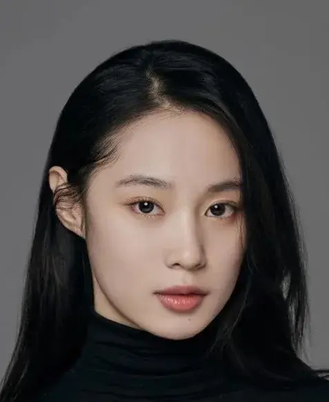 بیوگرافی Zhang Ting Fei
