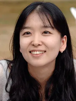 بیوگرافی Kim Yi Young