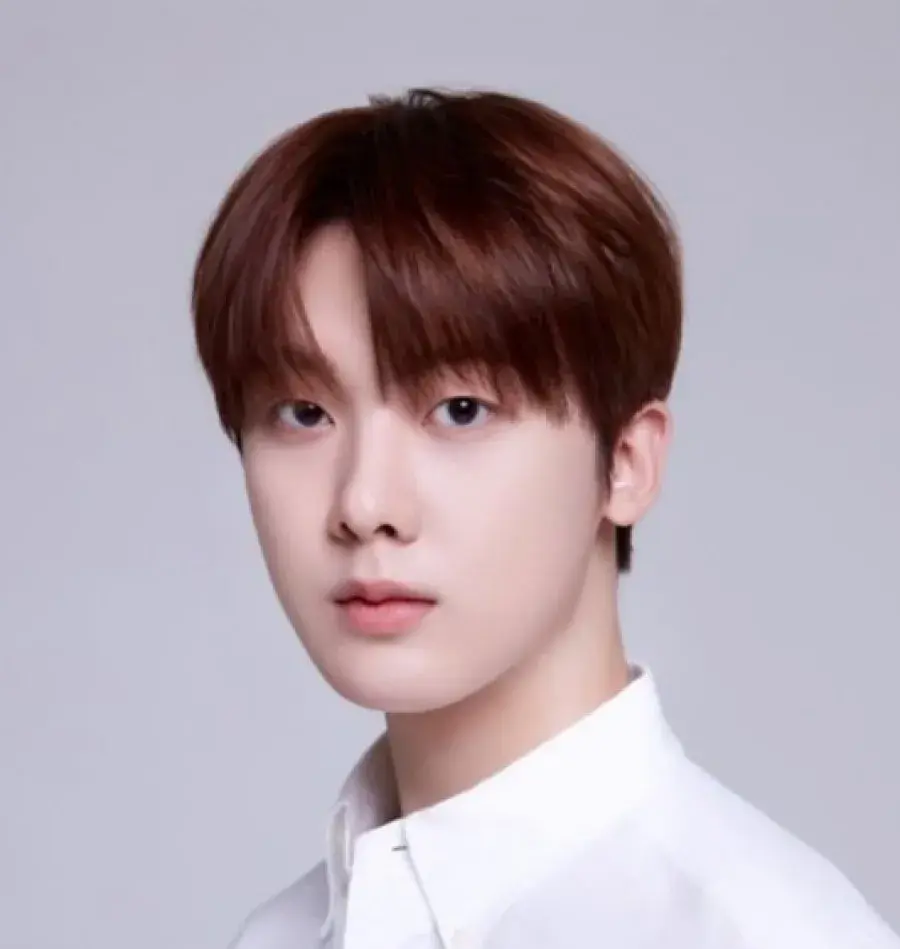 بیوگرافی Yoon San Ha