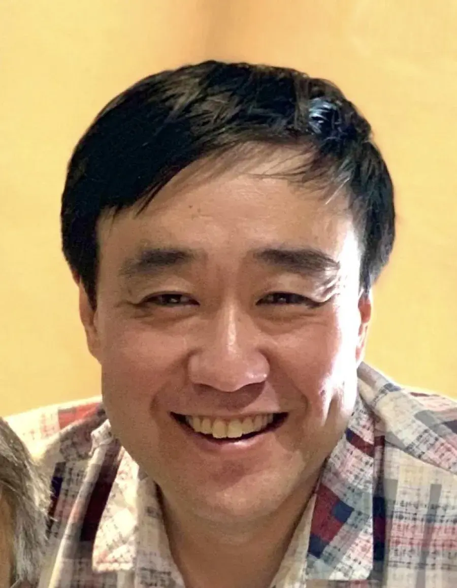 بیوگرافی Zhong Fu Xiang