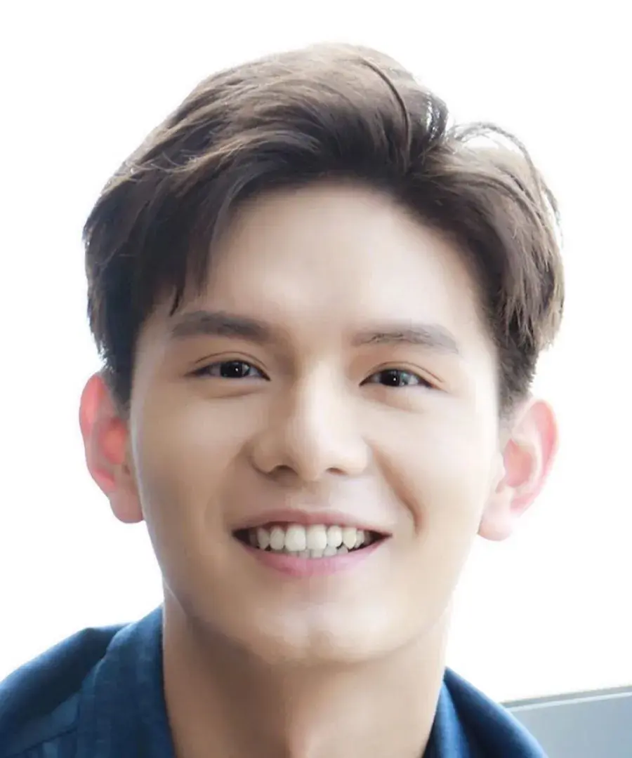 بیوگرافی Ye Xiao Wei