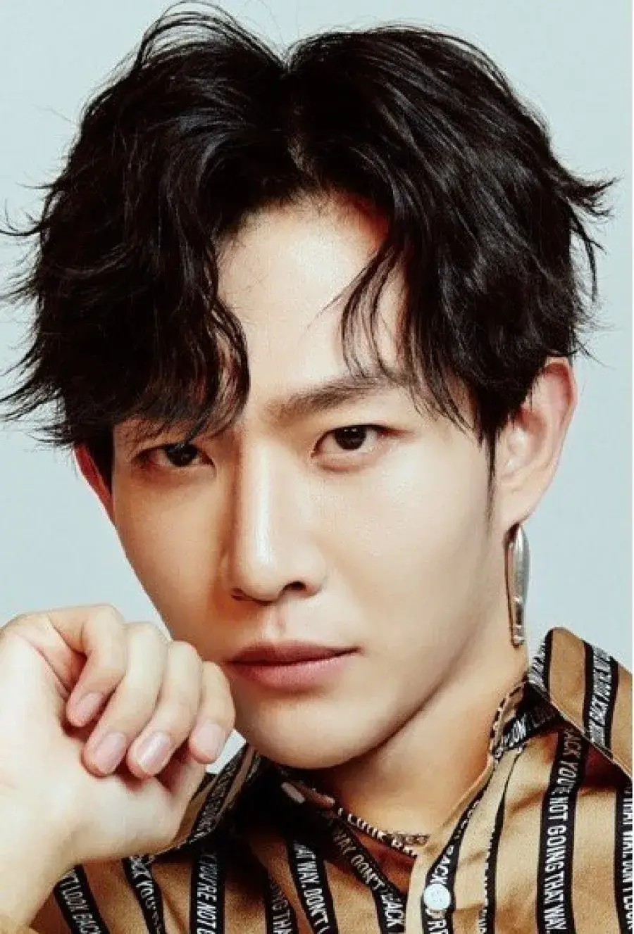 بیوگرافی Qi Tian Ying