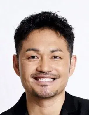 بیوگرافی Abe Ryohei