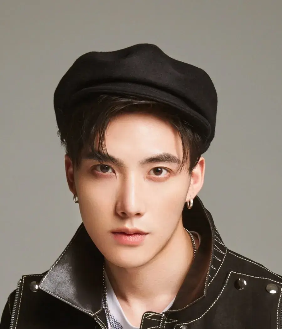 بیوگرافی Wu He Lun