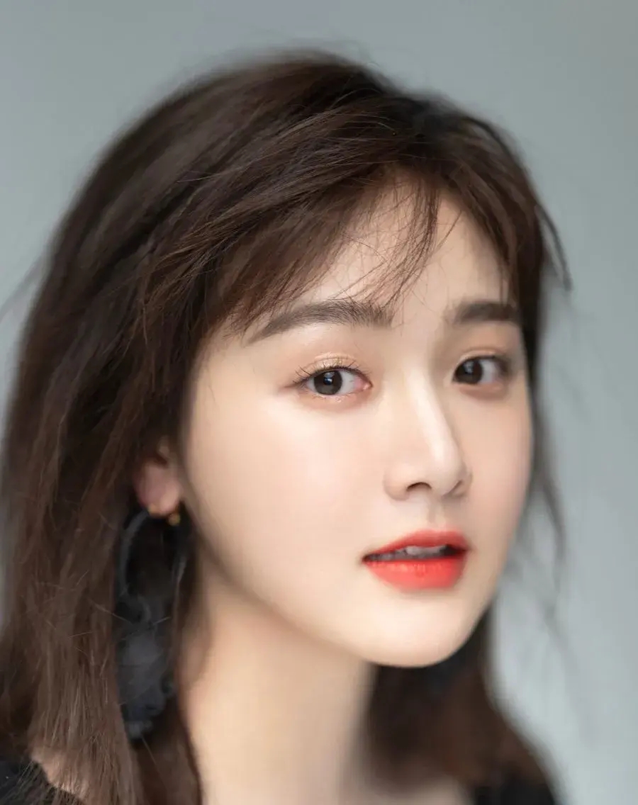 بیوگرافی Ling Mei Shi