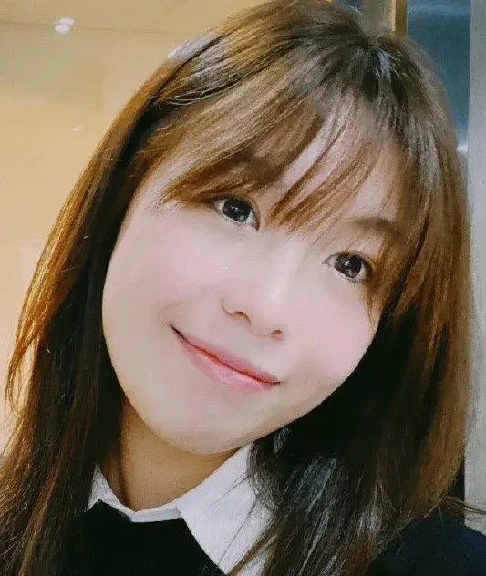 بیوگرافی Ying Lu Ying