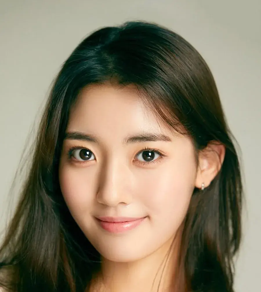 بیوگرافی Jung Da Bin