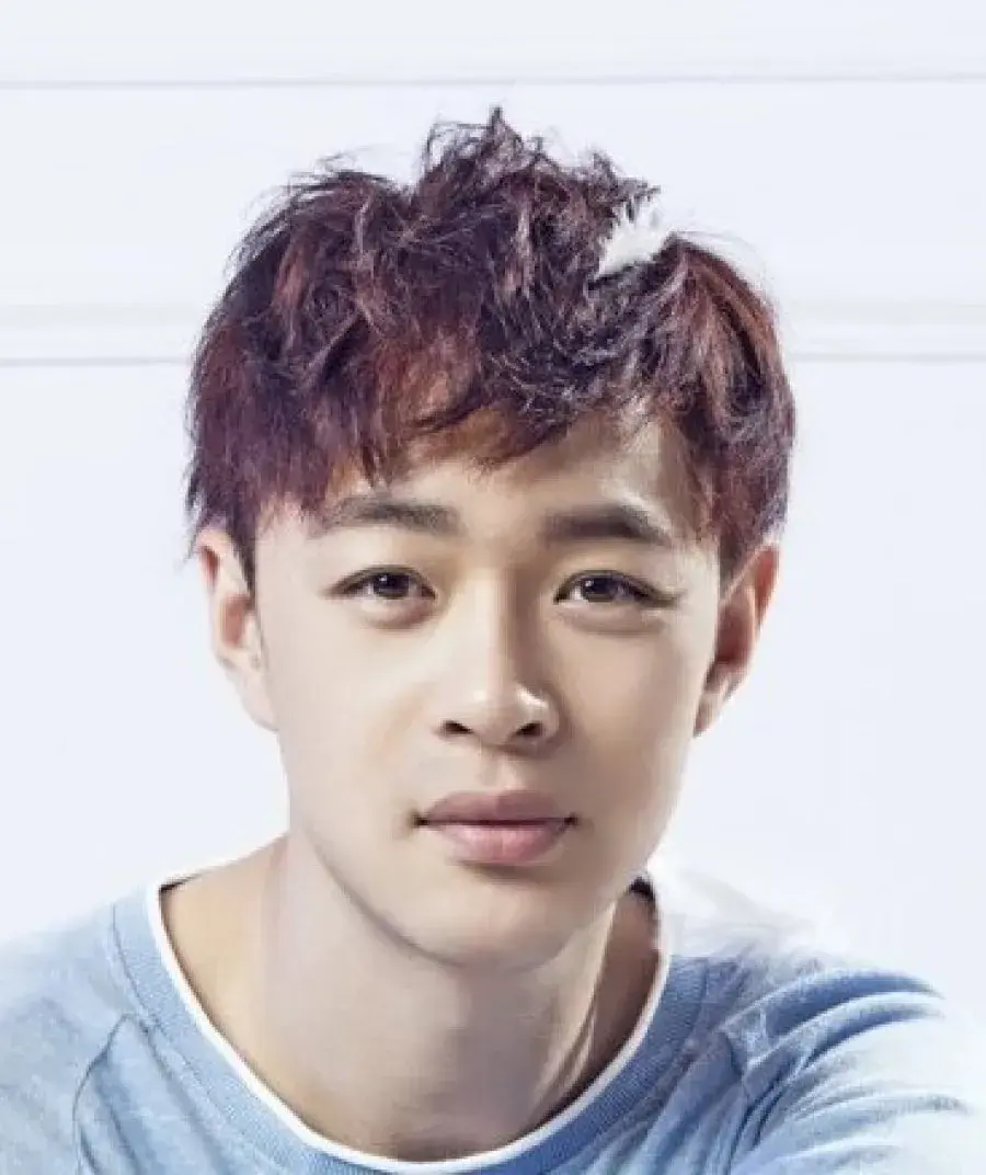 بیوگرافی Dong Chun Hui