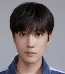 بیوگرافی Yang Cheng Han