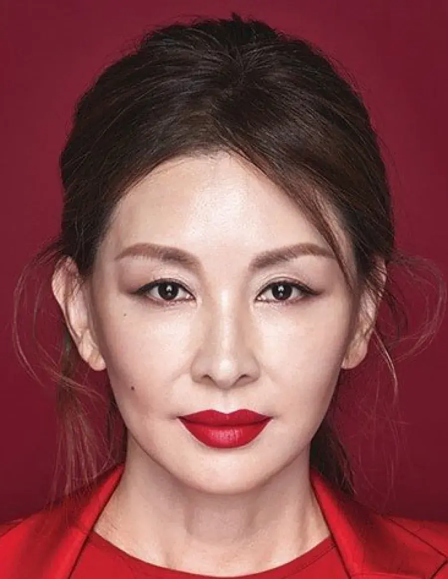 بیوگرافی Lee Mi Sook