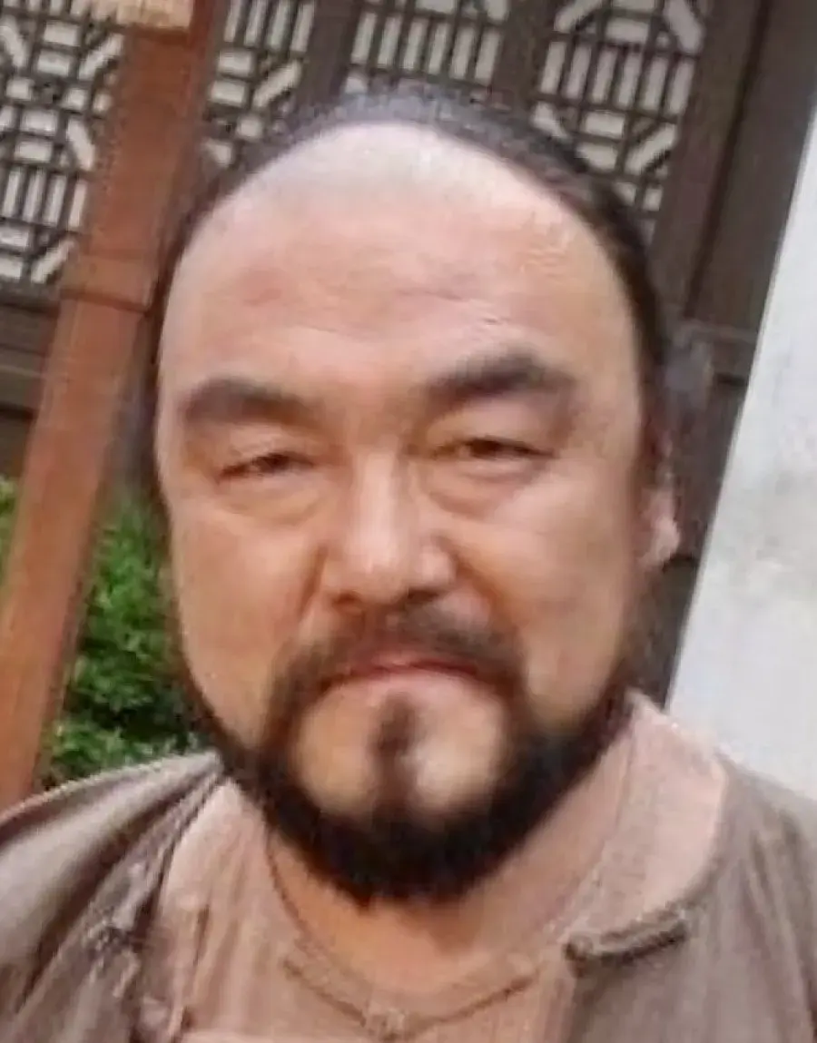 بیوگرافی Dong Han