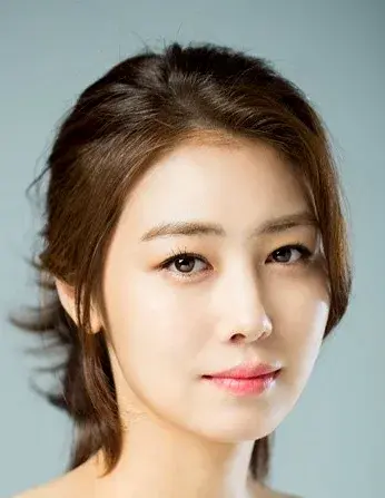 بیوگرافی Yoo Jung Rae