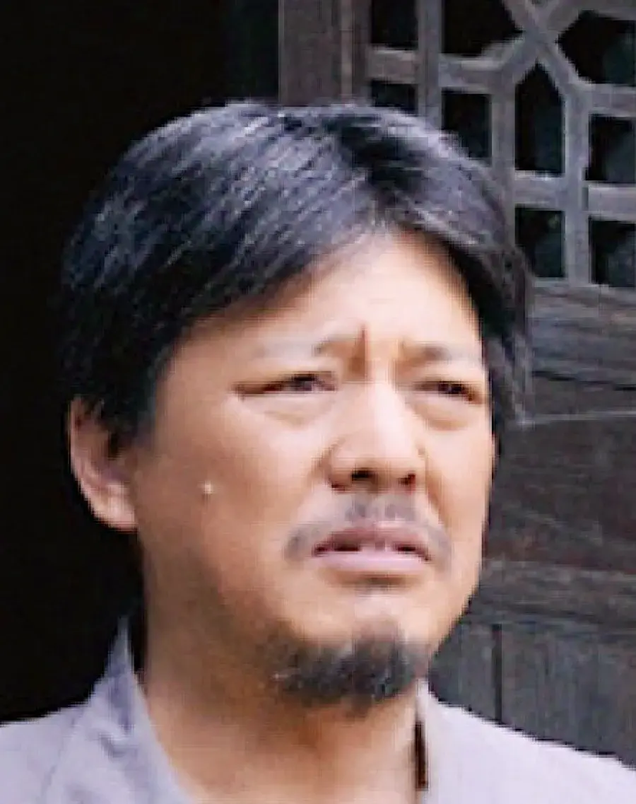 بیوگرافی Luo Er Yang
