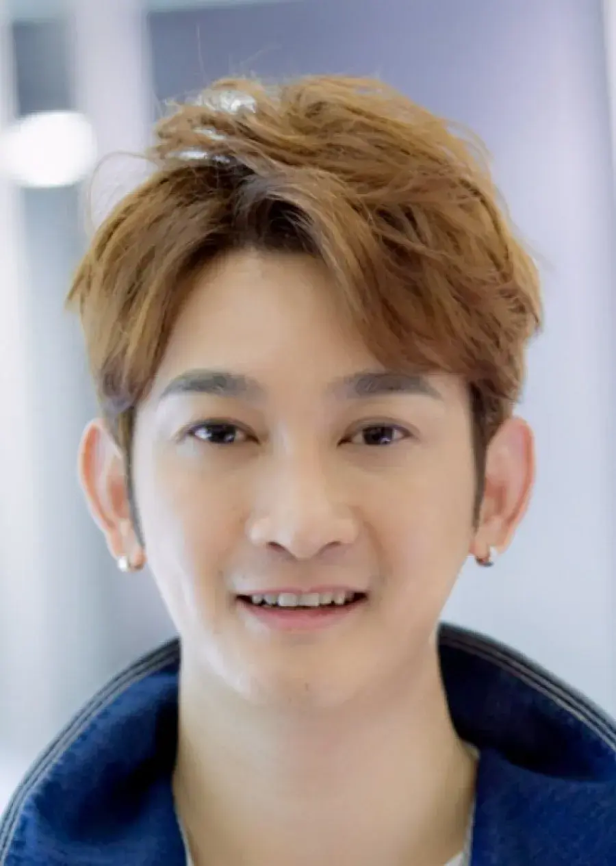 بیوگرافی Guo Xin