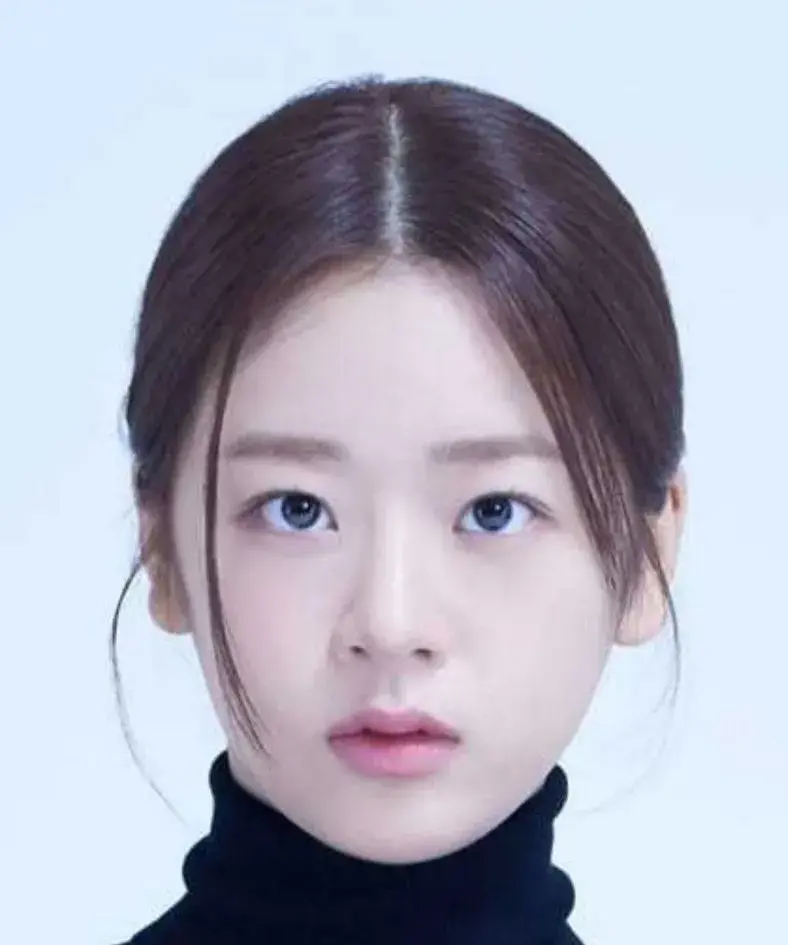 بیوگرافی Yun Chae Bin