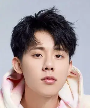 بیوگرافی Zhou Qi