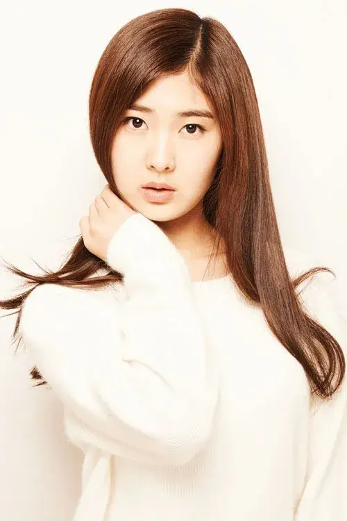 بیوگرافی Lee Young Yoo