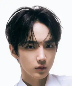 بیوگرافی Kim Gyeong Jun