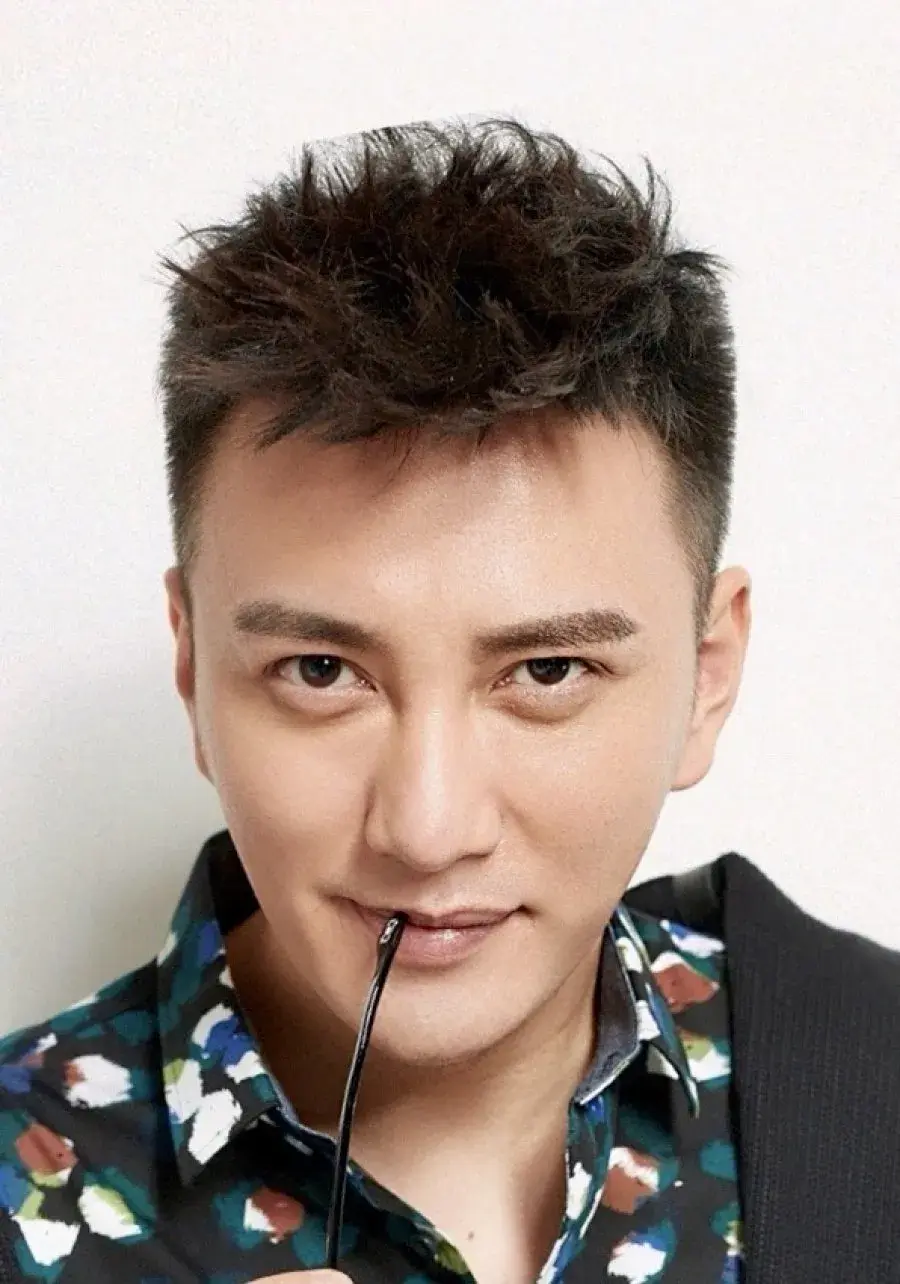 بیوگرافی Wang Ren Jun
