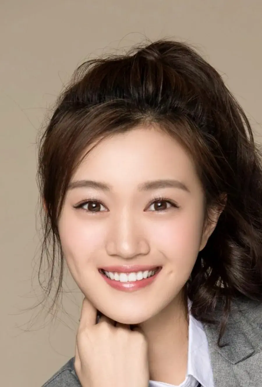 بیوگرافی Hou Pei Shan