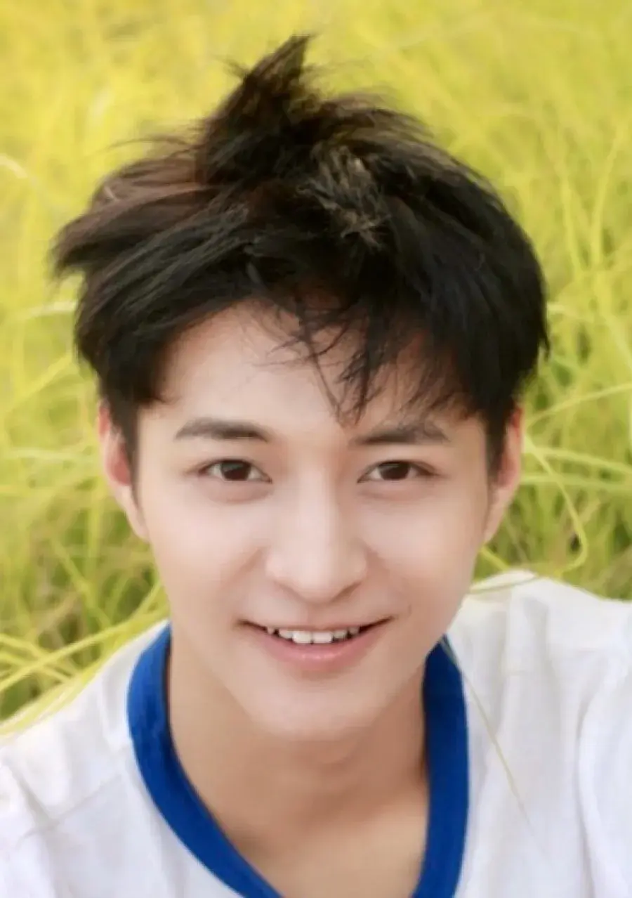 بیوگرافی  Jiang Hao Yang