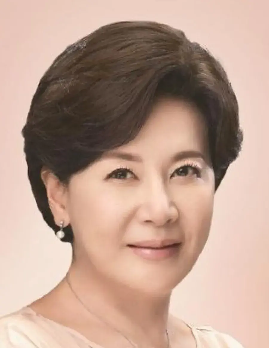 بیوگرافی Park Jung Soo
