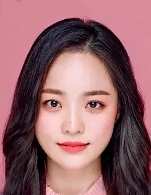 بیوگرافی Bae Yoon Kyung