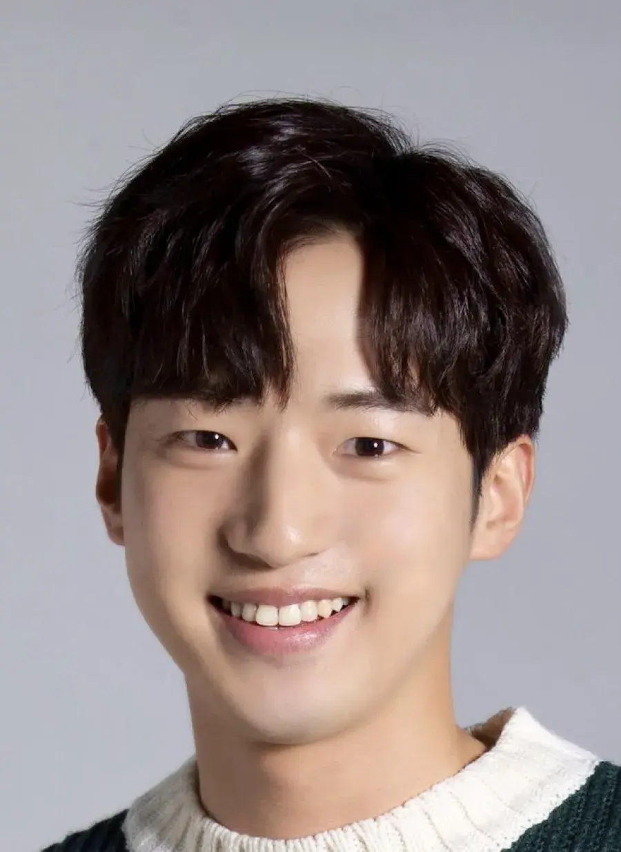 بیوگرافی Kim Hyun Mok