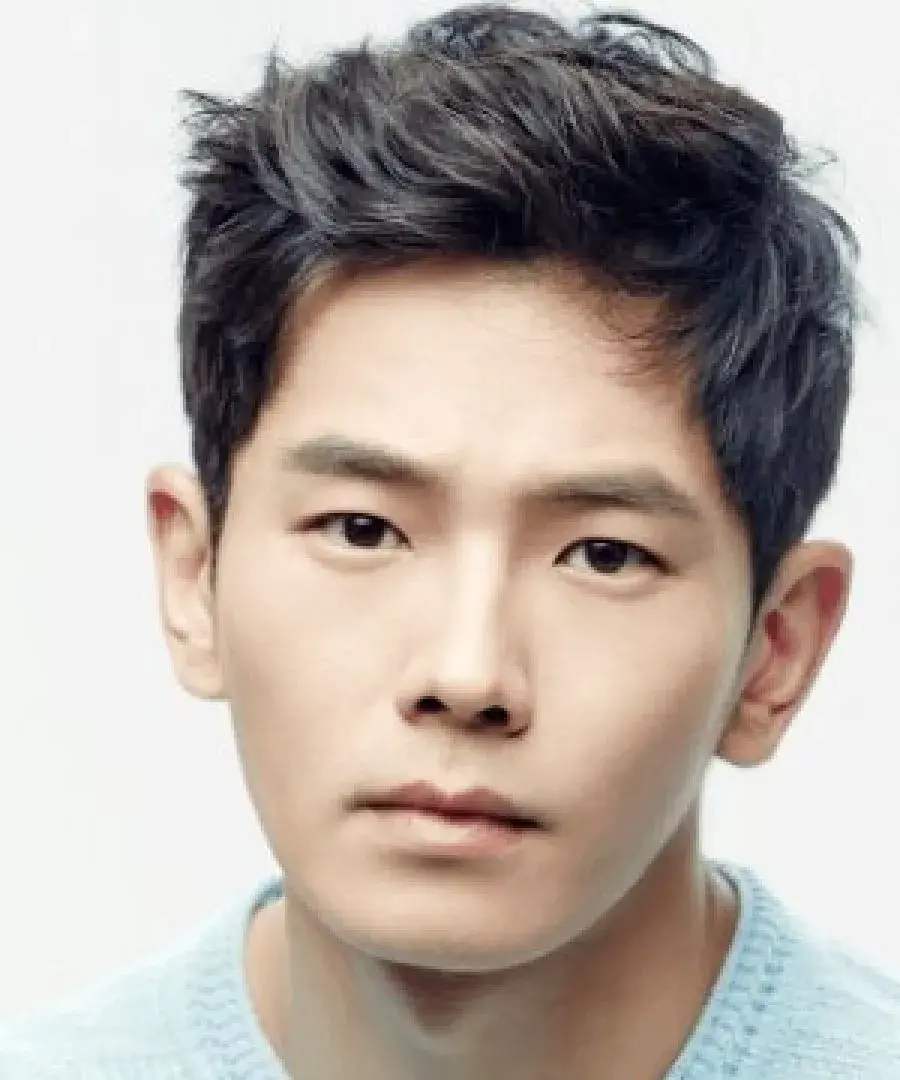 بیوگرافی Song Jung Shik