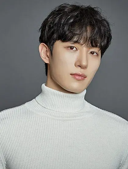 بیوگرافی Yoon Seung wook