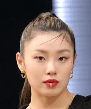 بیوگرافی Lee Lee Jung