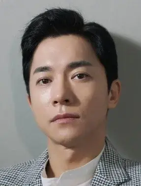 بیوگرافی Kim Young Min