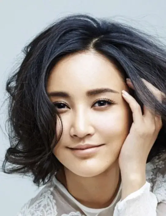 بیوگرافی Zhang  Xin Yi