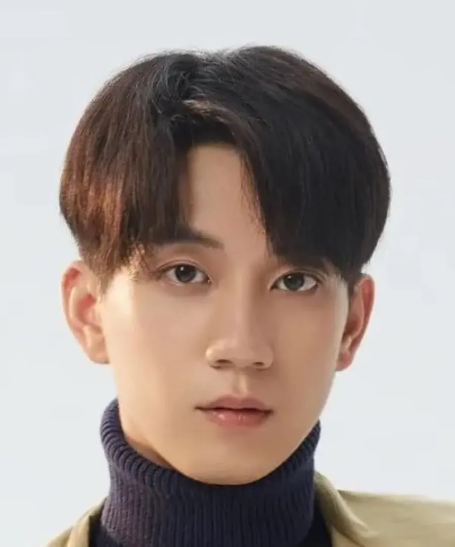 بیوگرافی Wang Zi Qi