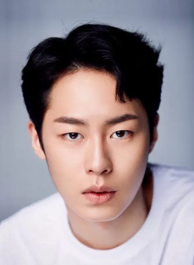 بیوگرافی Lee Jae Wook