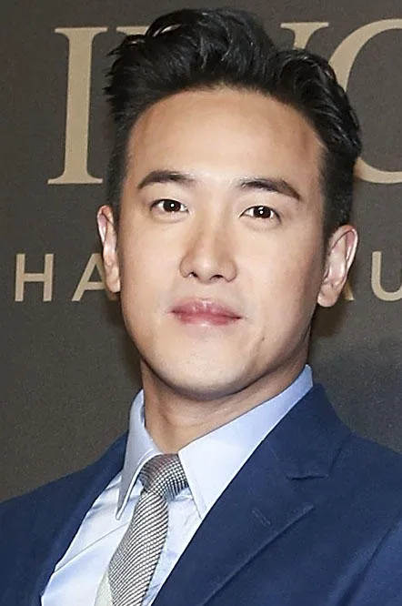 Tsang Derek
